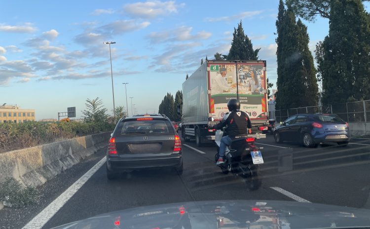 IL TRASPORTO PUBBLICO NON SARA’ MAI LA SOLUZIONE PER SALVARE L’AMBIENTE